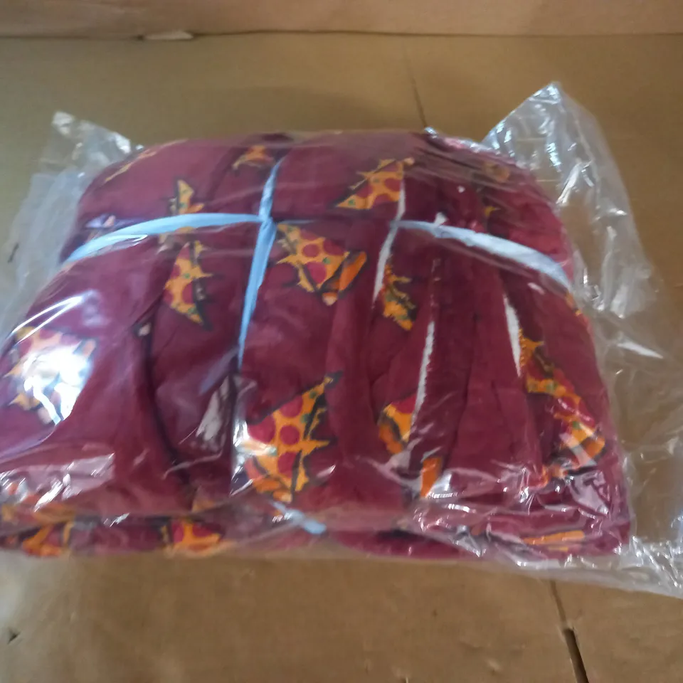BAGGED PIZZA THEMED RED HOODED BLANKET 