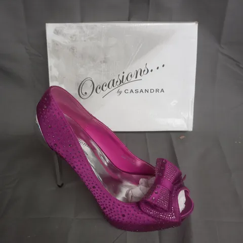 BOXED PAIR OF OCCASSIONS BY CASANDRA PURPLE JEWELLED HEELS SIZE 7