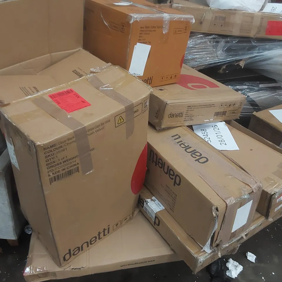 PALLET CONTAINING ASSORTED DESIGNER DANETTI FURNITURE PARTS ECT