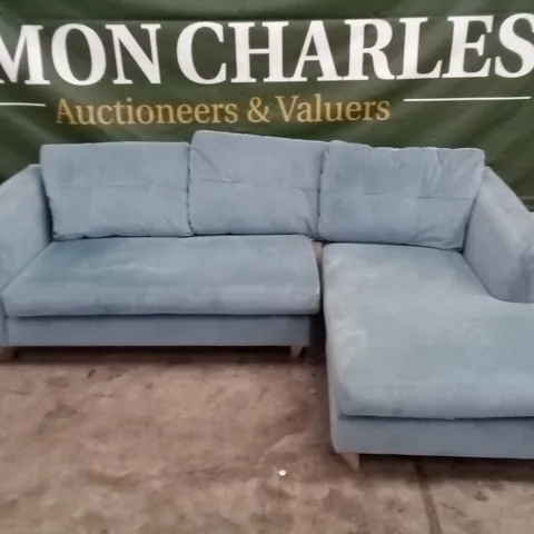DESIGNER G PLAN HERMIONE CORNER SOFA WITH CHAISE END RHF - SHALLOW PUDD FABRIC
