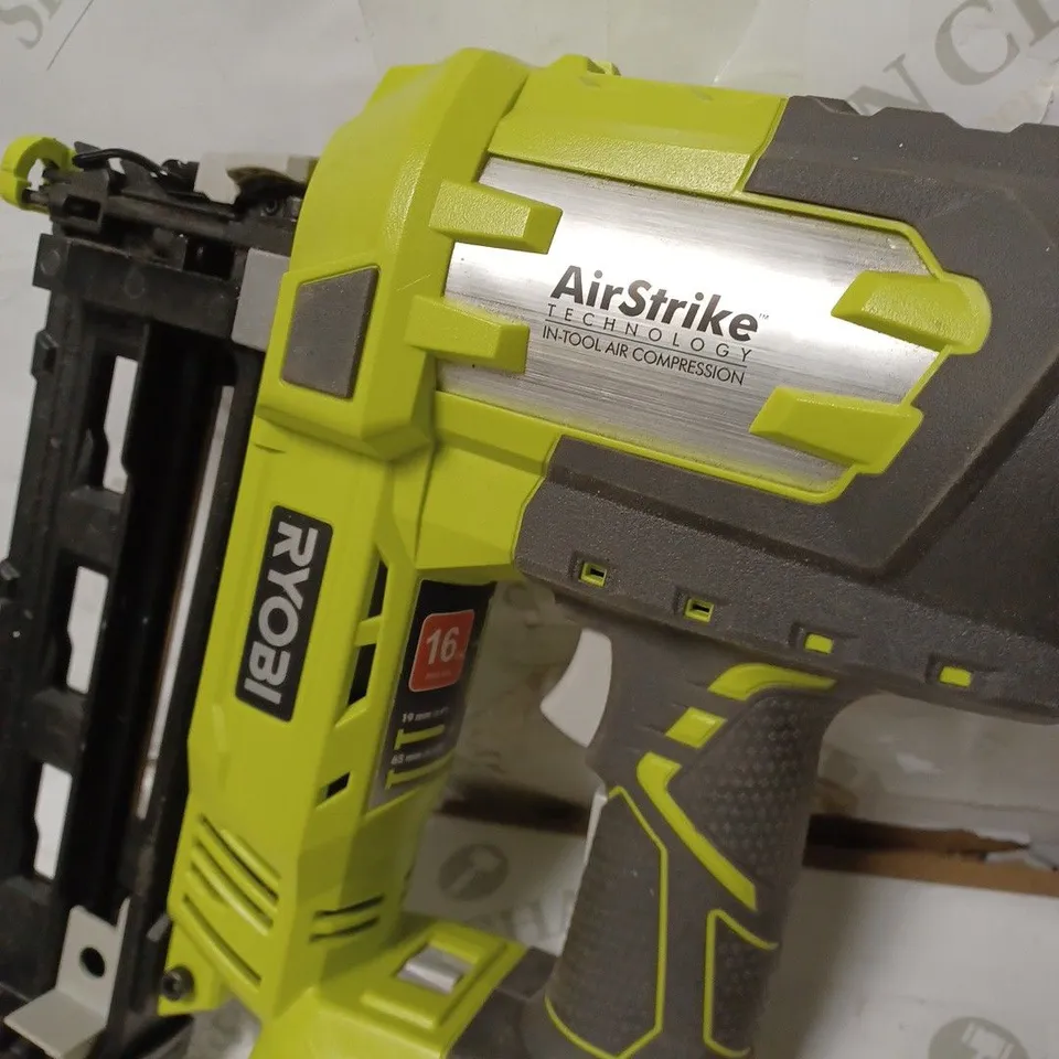 RYOBI ONE+ 16 G AIRSTRIKE NAILER 18V