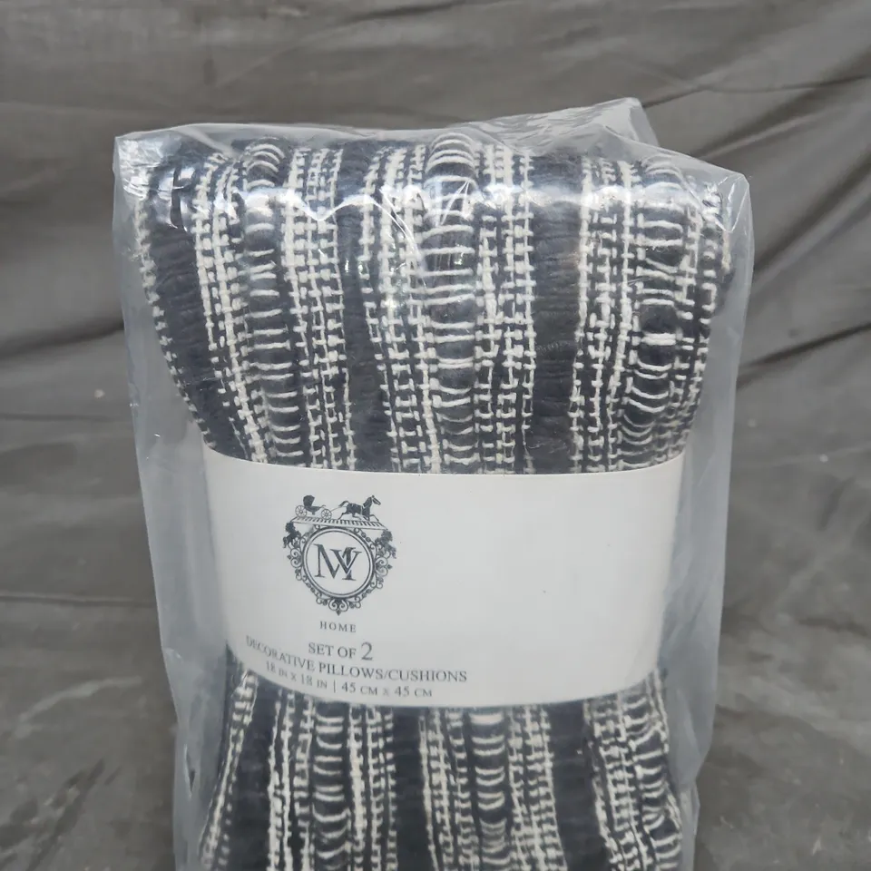 MV HOME SET OF 2 DECORATIVE CUSHION COVERS - 18 X 18"