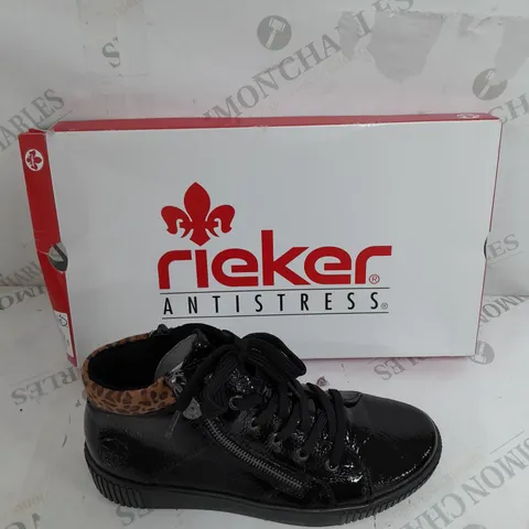 BOXED PAIR OF RIEKER HIGH TOP LEOPARD CUFF TRAINERS BLACK SIZE 5