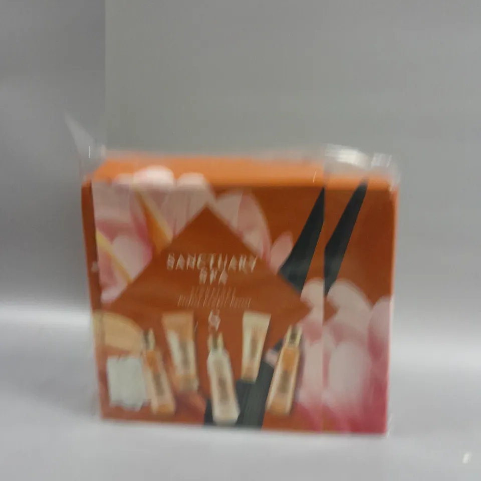 BOXED SANCTUARY SPA SIGNATURE PERFECT PAMPER PARCEL GIFT SET