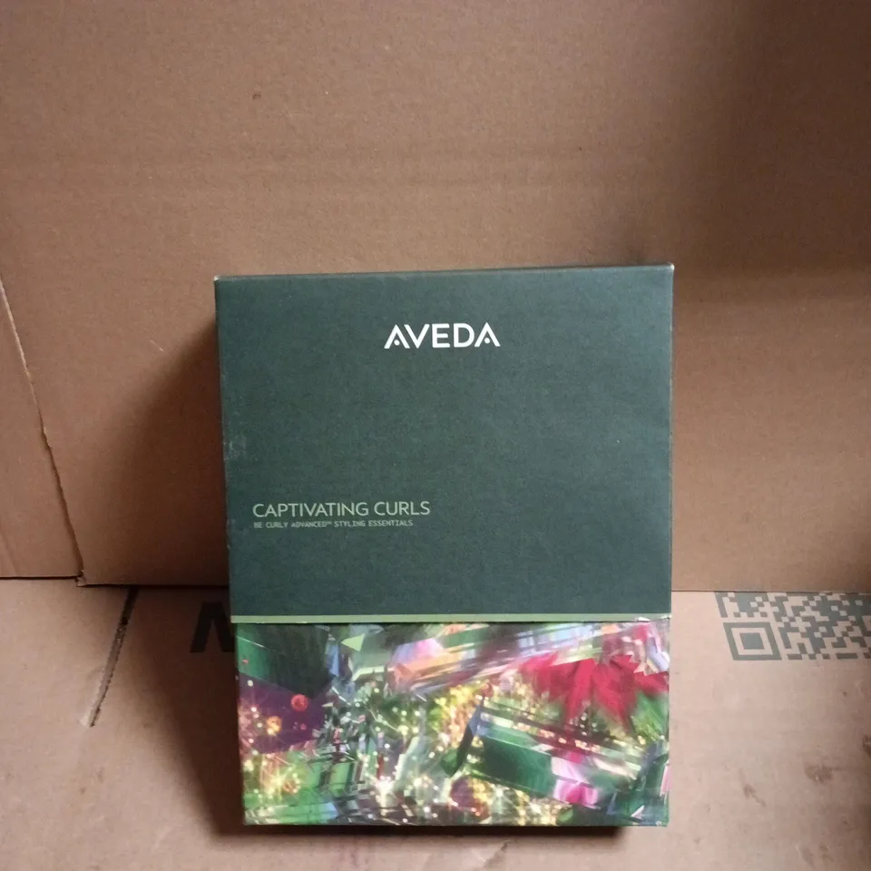 AVEDA CAPTIVATING CURLS BE CURLY ADVANCED STYLING ESSENTIALS GIFT SET – 3-PIECE
