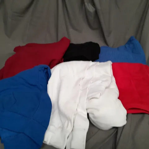 LARGE BOX OF ASSORTED CLOTING ITEMS IN VARIOUS STYLES, COLOURS AND SIZES