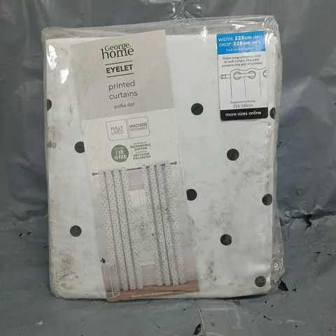 BOX OF APPROXIMATELY 6 ASSORTED POLKA DOT PRINTED EYELET CURTAINS (SIZES MAY VARY) - COLLECTION ONLY