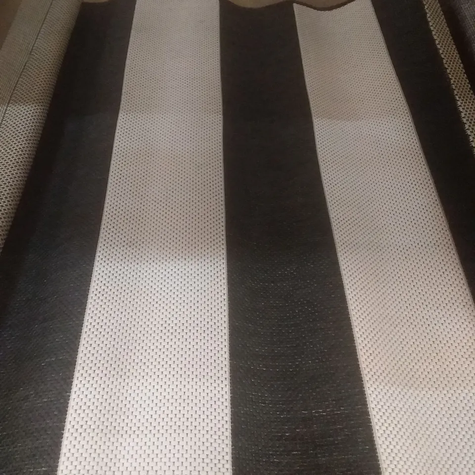 CECIL STRIPES FLATWEAVE BLACK/WHITE RUG 140X80CM