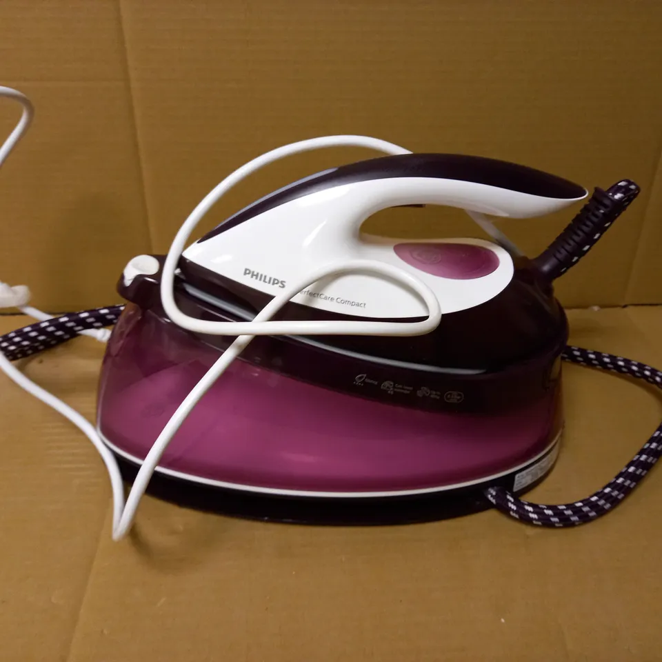 PHILIPS PERFECTCARE COMPACT STEAM GENERATOR IRON