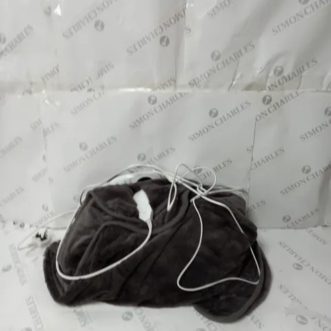 COZEE HOME VELVETSOFT HEATED THROW IN CHARCOAL