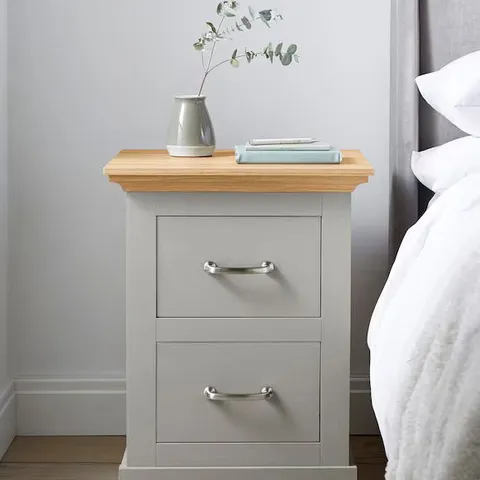 BOXED JULIPA ASHFORD 2 DRAWER BEDSIDE TABLE - GREY OAK