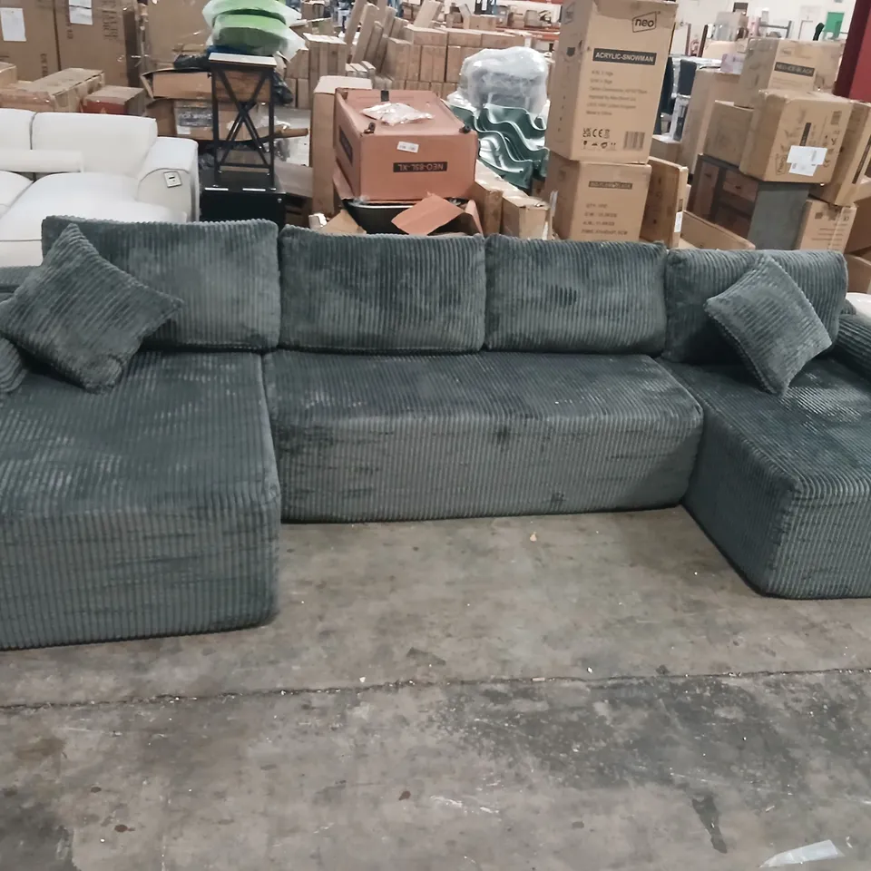 DESIGNER GREY FABRIC LARGE U SHAPED SOFA