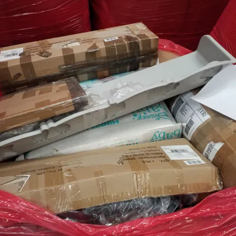 PALLET CONTAINING ASSORTED PRODUCTS INCLUDING PLAYPENS & MINNIE MOUSE TINY TREK WALKER