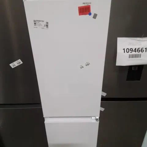 HOTPOINT 273 LITRE 70/30 INTEGRATED FRIDGE FREEZER - WHITE [ENERGY CLASS E]
