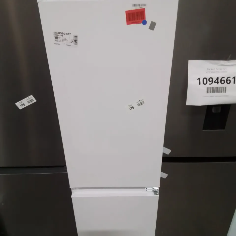 HOTPOINT 273 LITRE 70/30 INTEGRATED FRIDGE FREEZER - WHITE [ENERGY CLASS E]