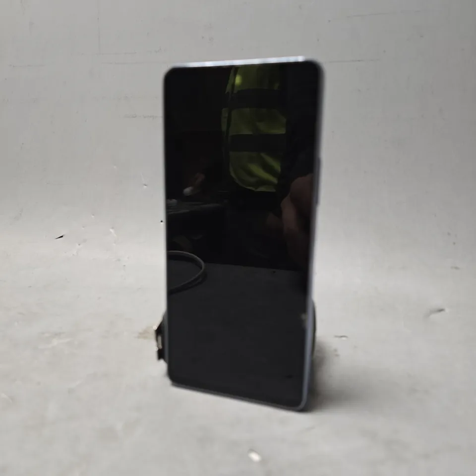 SAMSUNG GALAXY MOBILE PHONE - MODEL UNSPECIFIED 