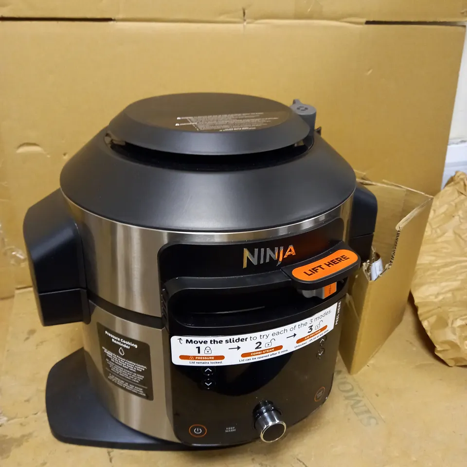 NINJA FOODI MAX SMARTLID MULTI-COOKER 