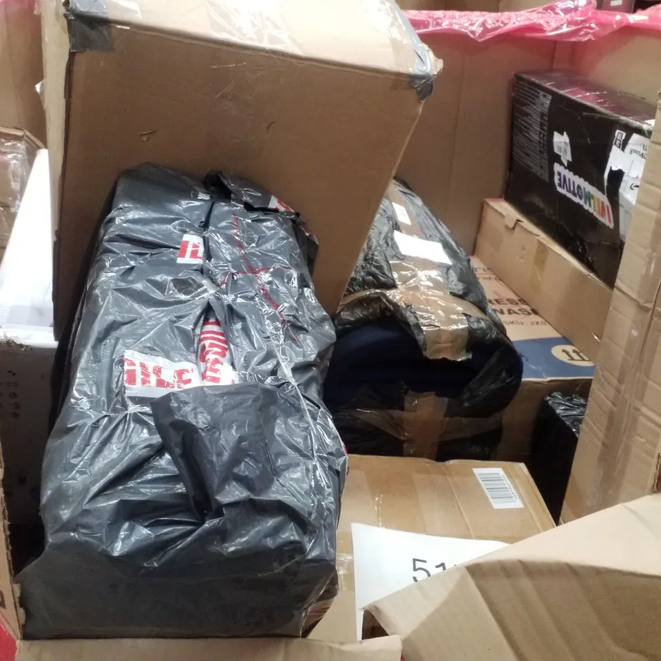 PALLET CONTAINING ASSORTED PRODUCTS INCLUDING INCLUDING ALUMINIUM LADDER, ARTIFICIAL PLANTS, CEILING FAN & FLOATING SHELVES