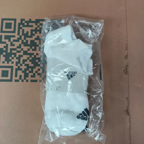 BAGGED ADIDAS 3-PACK THIN AND LIGHT NO-SHOW SOCKS IN WHITE SIZE XL