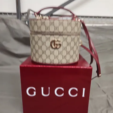 BOXED GUCCI COSMETIC BAG