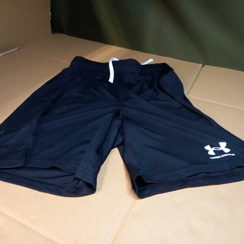 UNDER ARMOUR BLACK/LOGO SPORTS SHORTS - SMALL