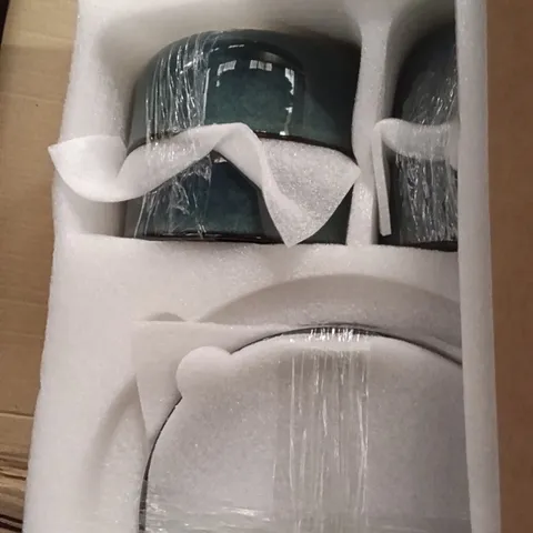 BOXED VANCASSO DINING WARE 