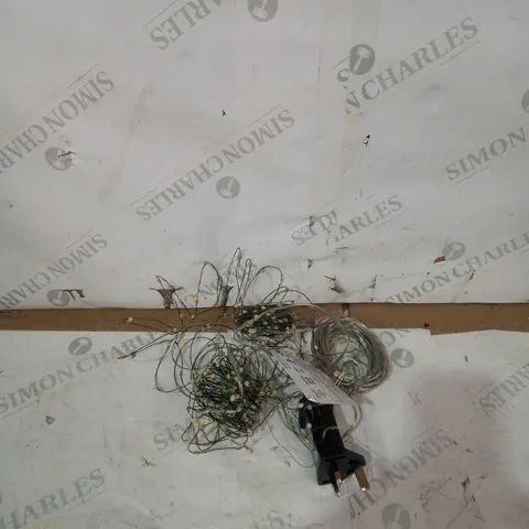 BOXED INOOR/OUTDOOR WIRE LIGHTS WITH TIMER 320 PURE WHITE LEDS