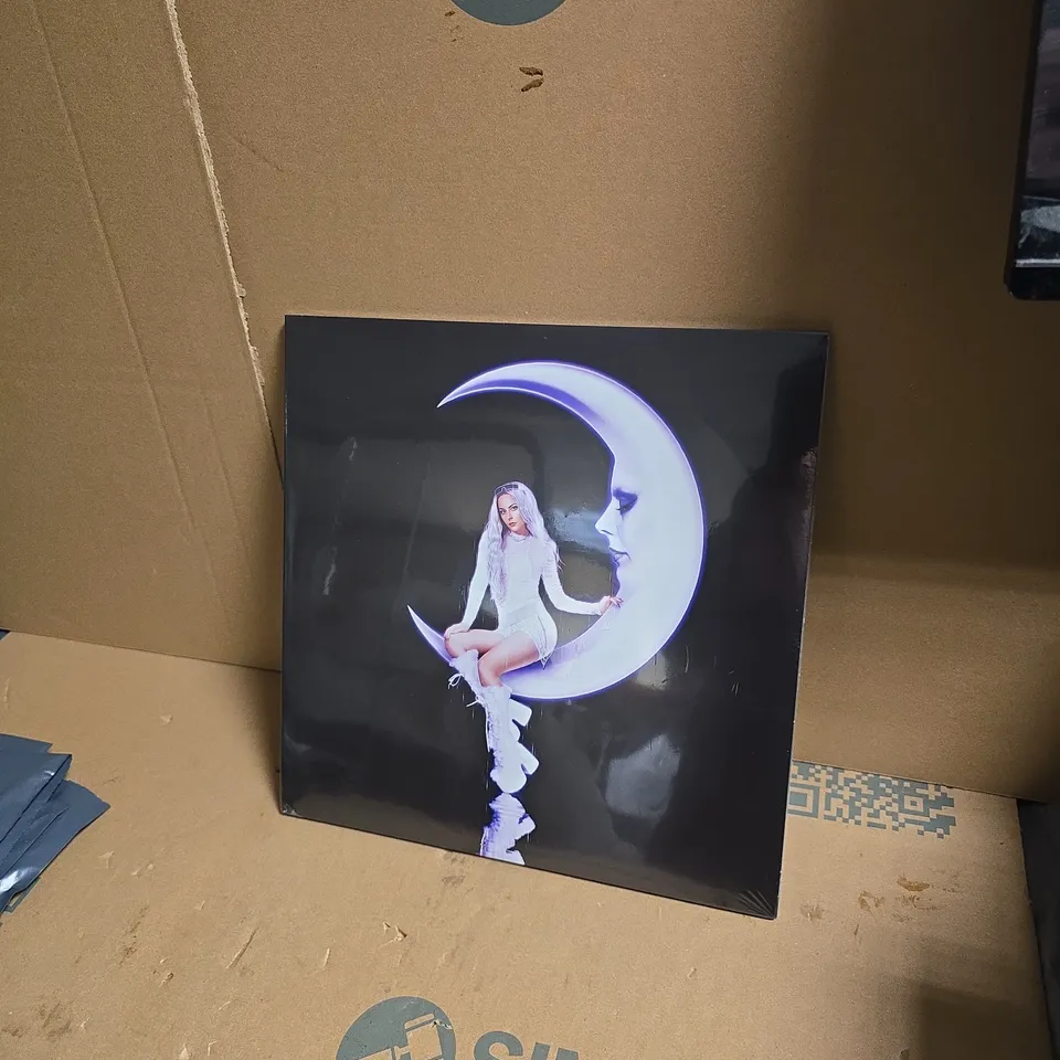 HANNAH DIAMOND - REFLECTIONS LP VINYL