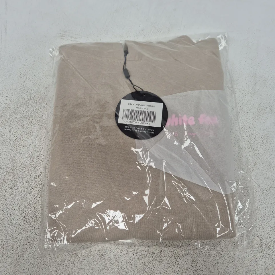 BAGGED WHITE FOX BOUTIQUE ERA 8 OVERSIZED HOODIE IN MOONCAKE - XXS/XS