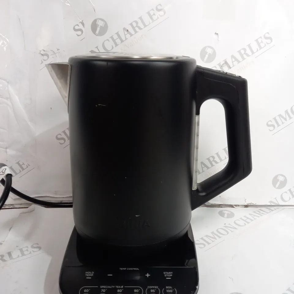 NINJA PERFECT TEMPERATURE KETTLE KT200UK
