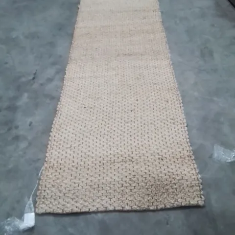 QUALITY DESIGNER AREA RUG - APPROXIMATELY 300X90CM