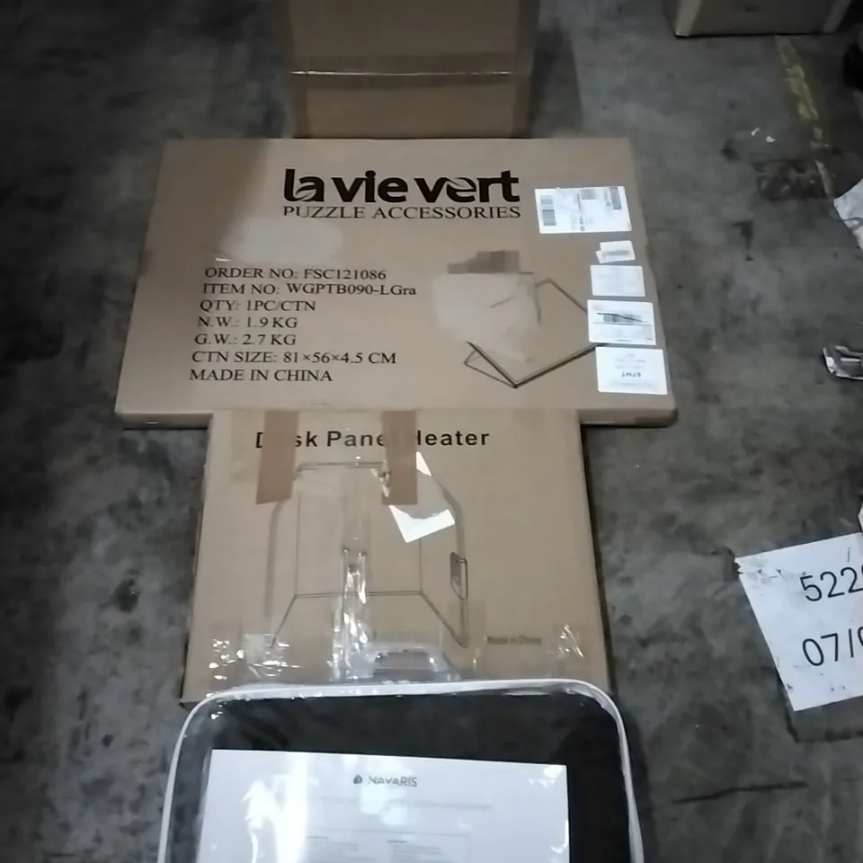 PALLET OF HOUSEHOLD ITEMS TO INCLUDE BAGGED ELECTRIC BLANKET, DESK PANEL HEATER, PUZZLE ACCESSORIES, STEAM CLEANER  AND OTHER ASSORTED ITEMS..L