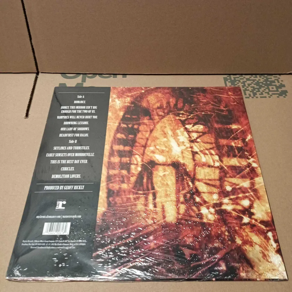 SEALED MY CHEMICAL ROMANCE – I BROUGHT YOU MY BULLETS, YOU BROUGHT ME YOUR LOVE VINYL 