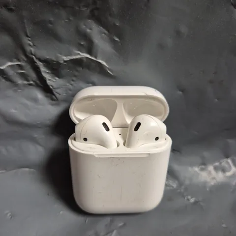 APPLE AIRPODS 2ND GEN