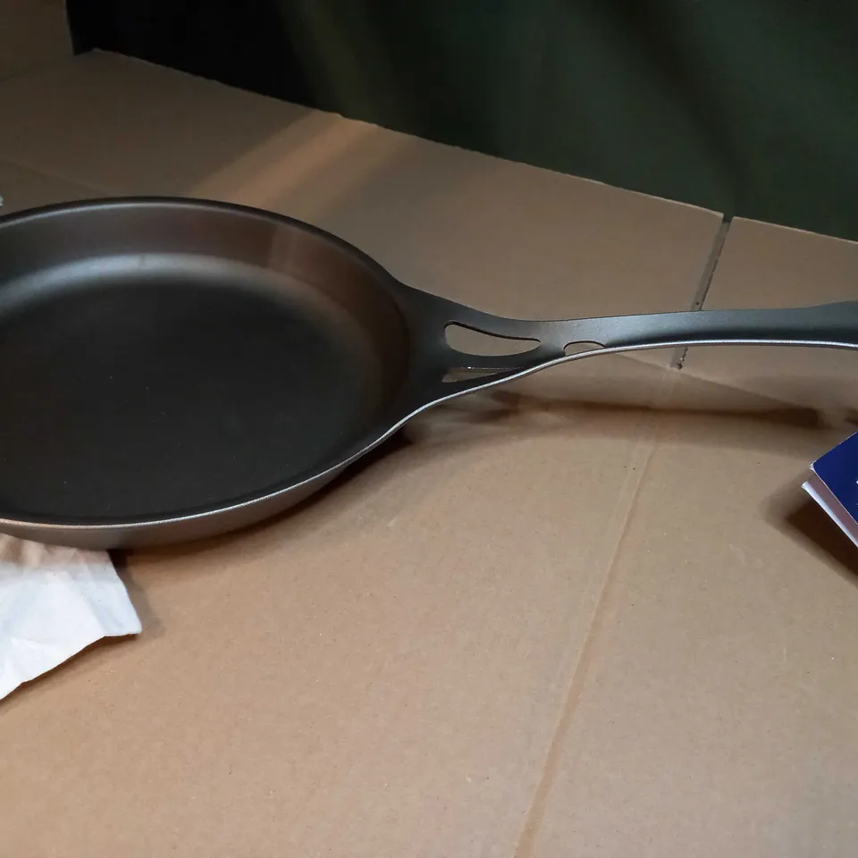 SOLID TEKNICS SATIN STEEL SKILLET