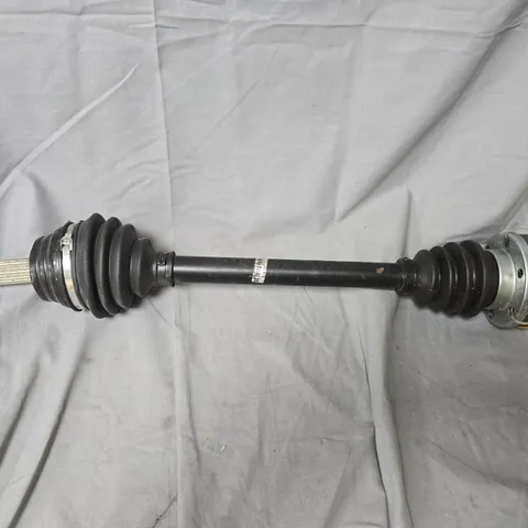 USED FRONT CV AXLE DRIVE SHAFT WITH BOOTS