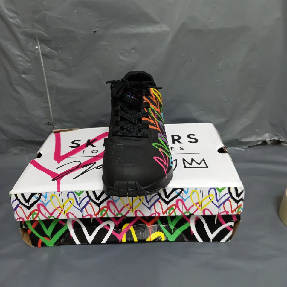 SKECHERS UNO HIGHLIGHT TRAINERS BLACK SIZE 6