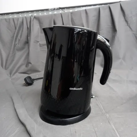 BOXED COOKWORKS BLACK TEXTURED KETTLE