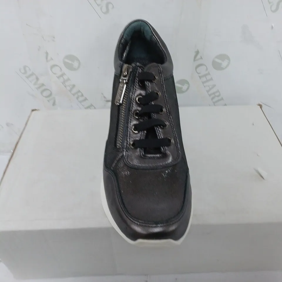 BOXED PAIR OF RUTH LANGSFORD WEDGE BLACK TRAINERS IN PEWTER - SIZE 39