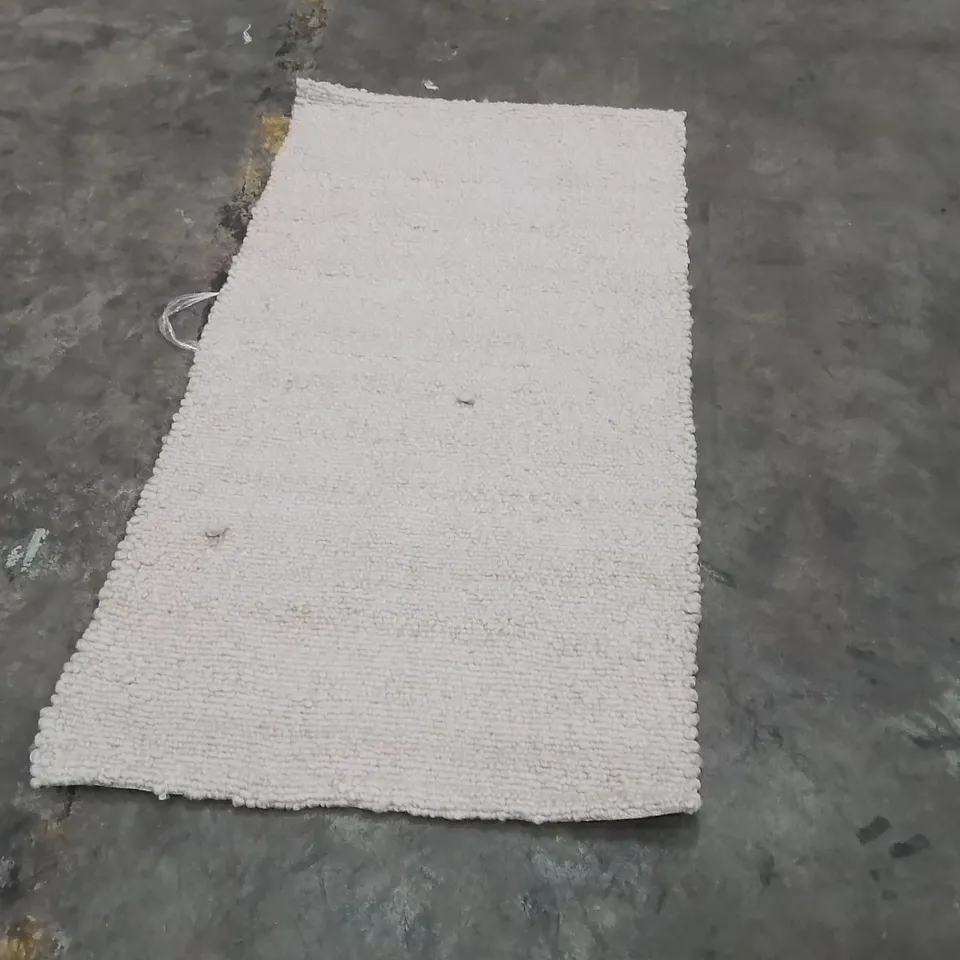 QUALITY DESIGNER AREA RUG - APPROXIMATELY 155X80CM