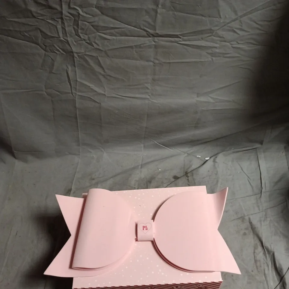 PLOUISE BAD BITCH ENERGY GIFT BOX – 3 MINI BOXES