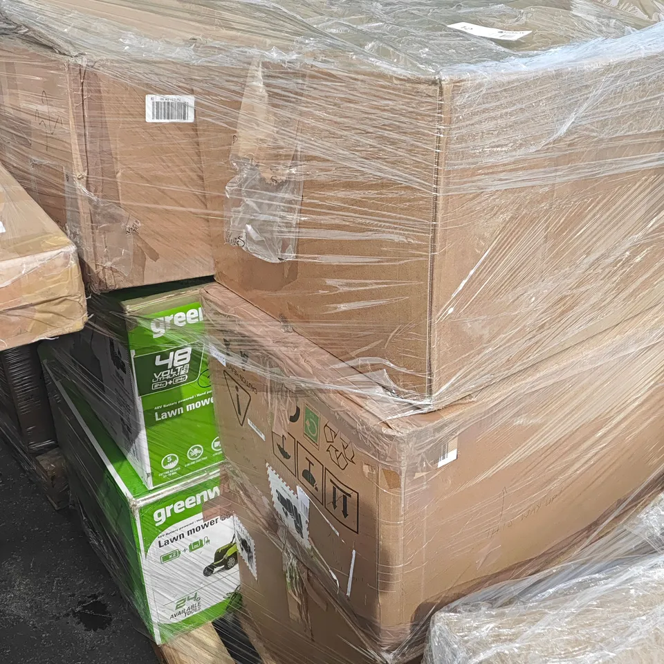 PALLET CONTAINING 7 ASSORTED GARDEN ITEMS TO INCLUDE WEBB AND GREENWORKS