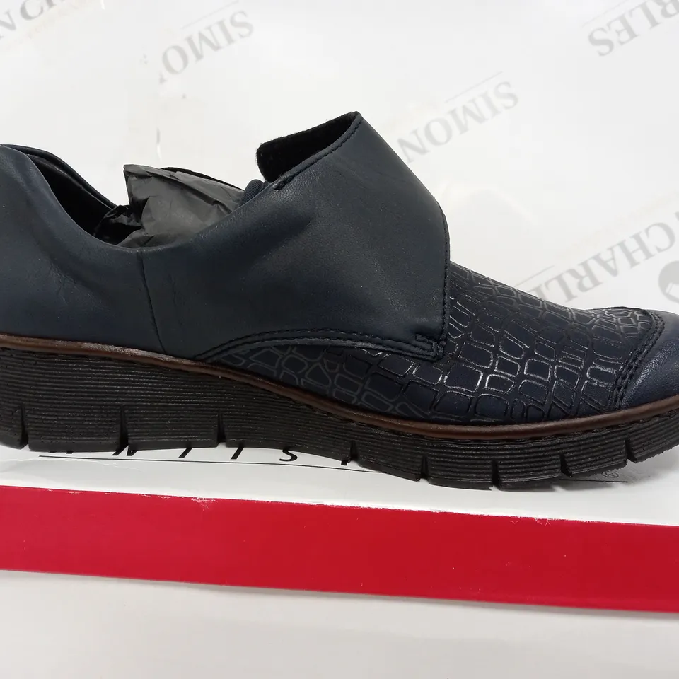 BOXED PAIR OF RIEKER SHOES IN NAVY UK SIZE 6.5