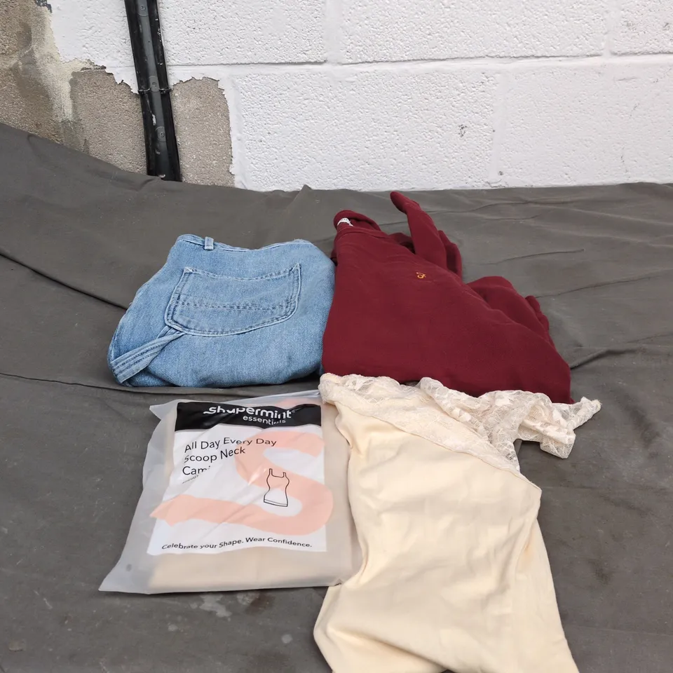 BOX OF APPROXIMATELY 15 ASSORTED CLOTHING ITEMS TO INCLUDE FARAH JUMPER, JEANS, SHAPERMINT ALL DAY SCOOP CAMI ETC