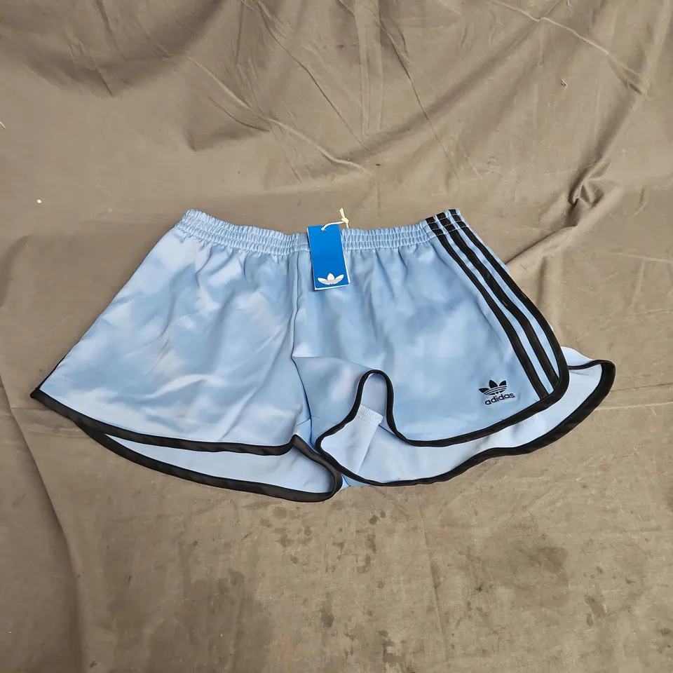 ADIDAS 3 STRIPE SPRINTER SHORTS IN ASH BLUE/BLACK SIZE M