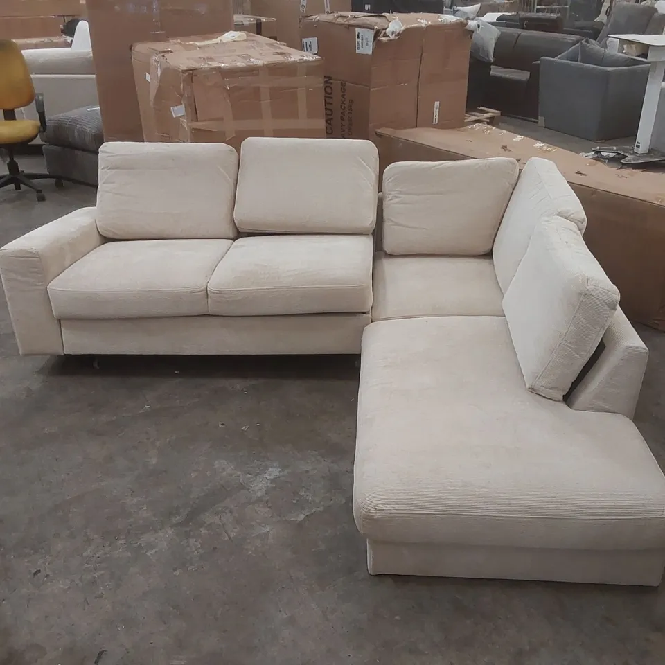 QUALITY DESIGNER UPHOLSTERED CORDUROY BEIGE CORNER SOFA BED