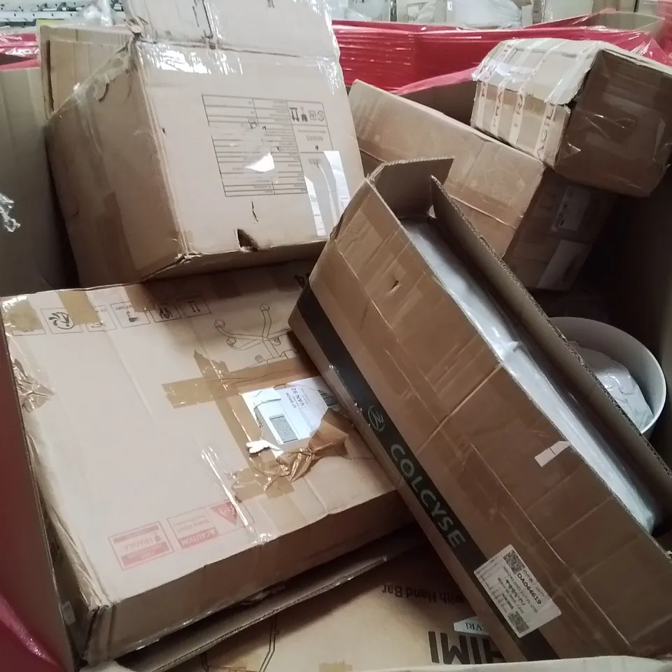 PALLET OF ASSORTED HOUSEHOLD GOODS AND PRODUCTS TO INCLUDE; KIDS TRAMPOLINE, OFFICE CHAIR, PICTURE FRAME SET, BOXED FURNITURE ETC 