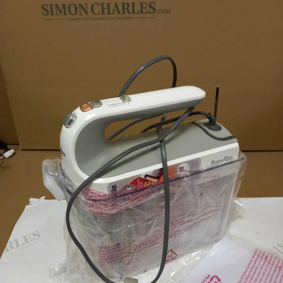 BREVILLE HEATSOFT HAND MIXER 