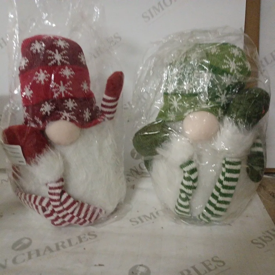 FESTIVE SET OF PRE-LIT GNOME DANGLY LEGS