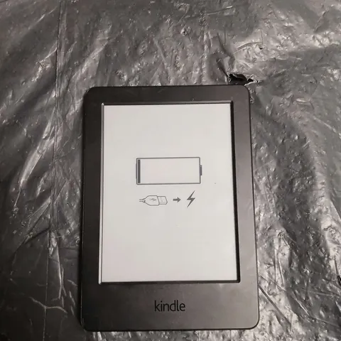 AMAZON KINDLE E-READER – BLACK 